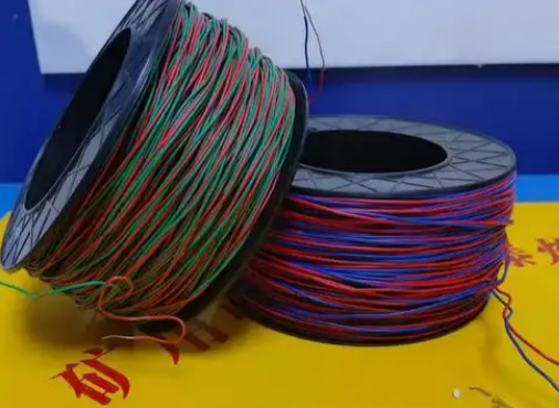双滦放炮线的主要材质有哪些？不同材质的适用场景有何区别？